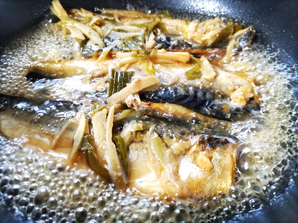秋サバの味噌煮|ごはんが止まらない甘辛味