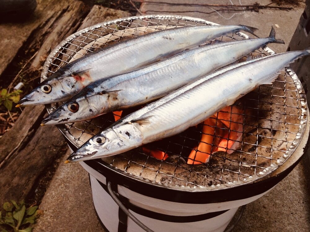 炭火焼きに欠かせない「七輪」や「BBQコンロ」
