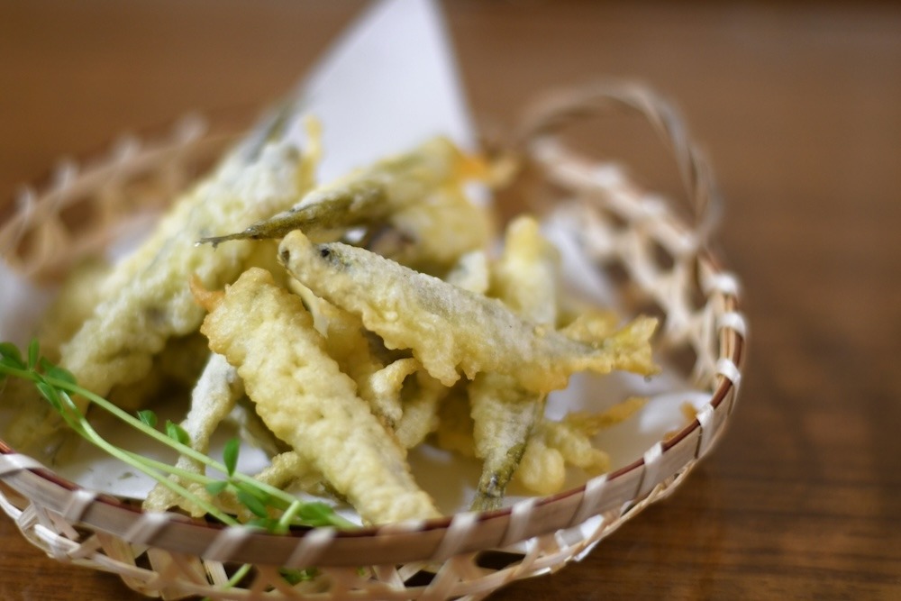 揚げ物ならワカサギ・フグもおすすめ